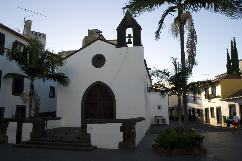 Отель Residencial Funchal Экстерьер фото